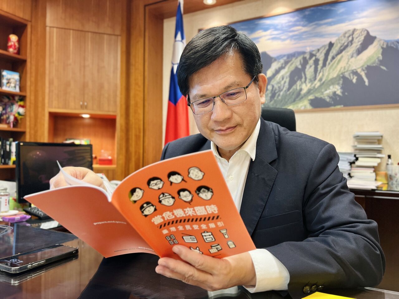 馬克洪肯定台灣應對資訊戰值得借鏡    林佳龍：台灣願向世界分享