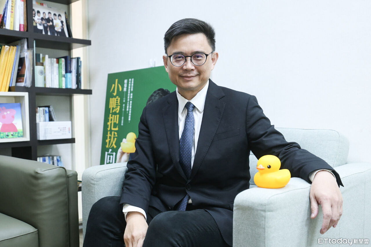 ET專訪/賴瑞隆自認具「市府經驗」優勢 贏初選輸大選對不起高雄