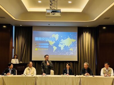 羅文嘉率團赴金門　與福建台商座談