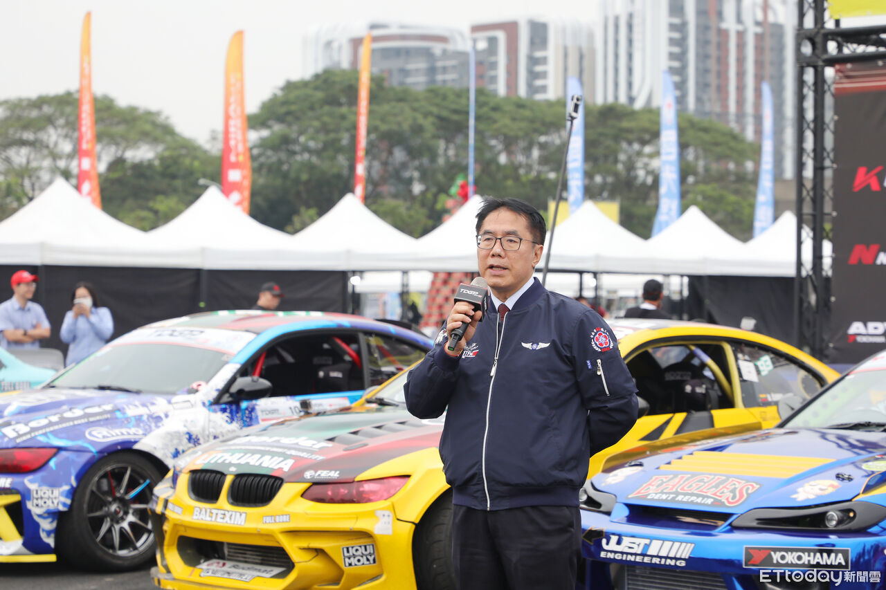 2025美國賽車節全球頂尖車手齊聚台南　黃偉哲：感受極限飄移衝擊