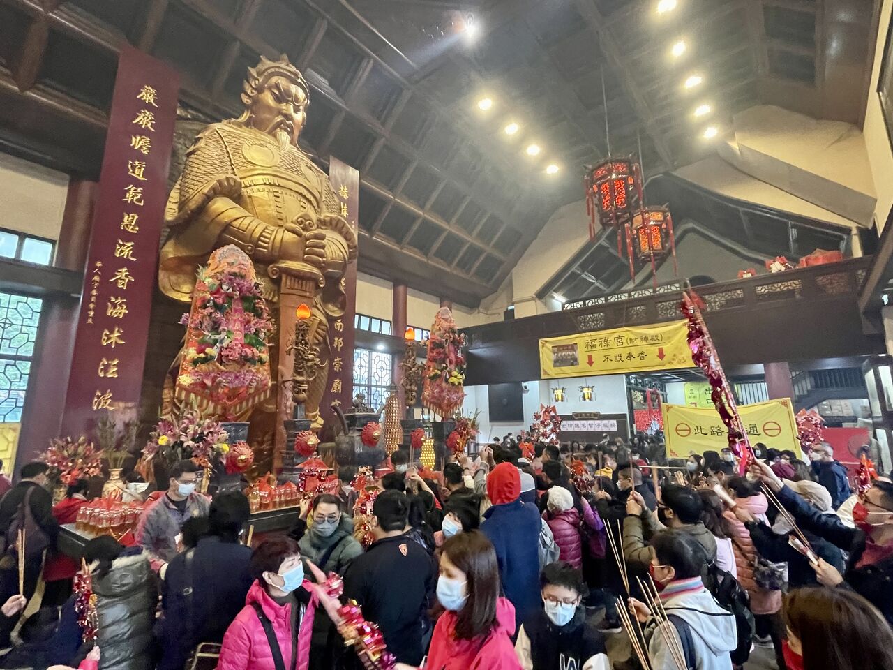 宏福苑惡火「最靈車公廟」新年下簽預警　《新聞女王》劇情發毛