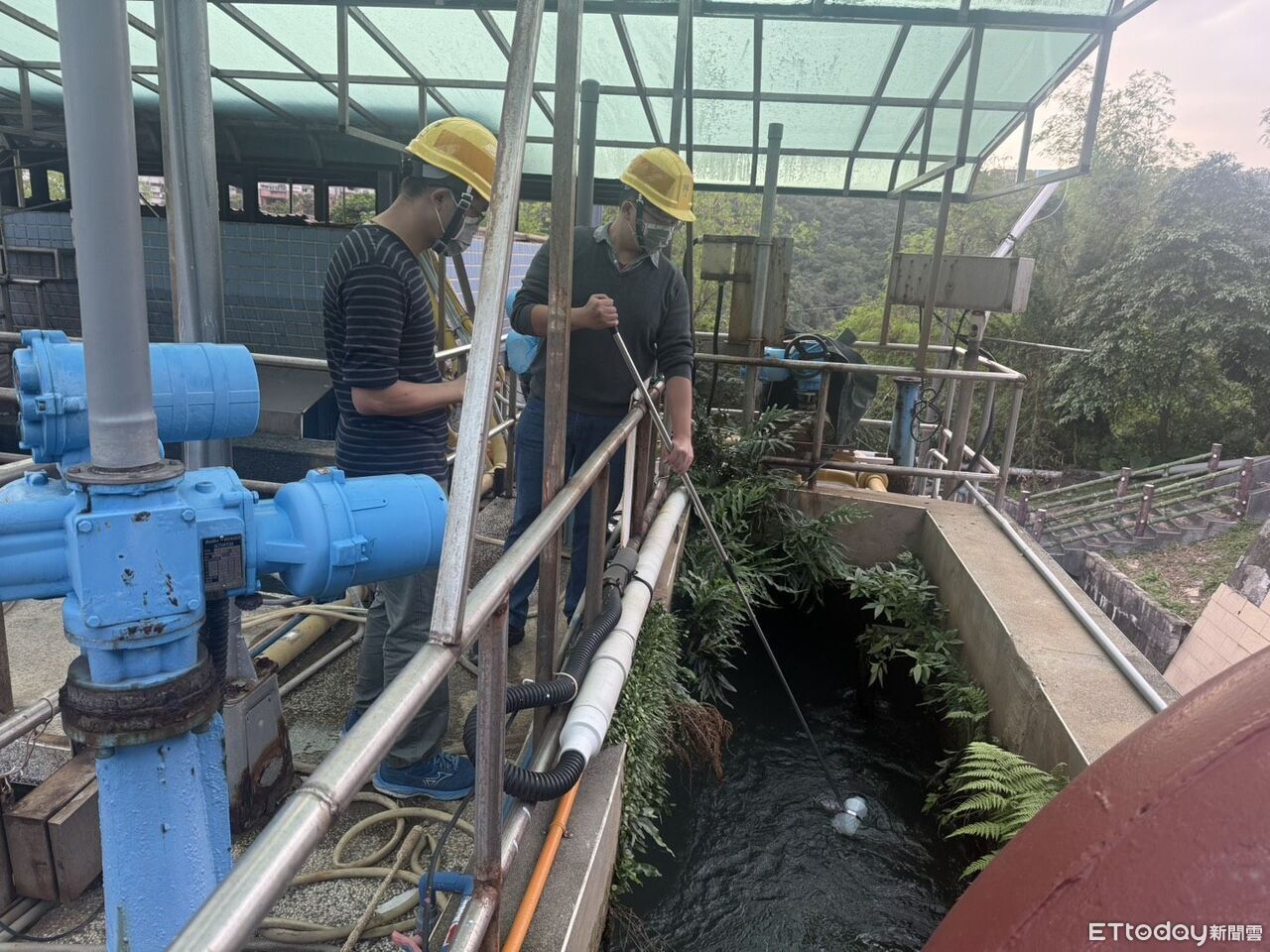 基隆自來水疑遭污染！民眾使用「冒汽油味」　台水啟動3措施補償