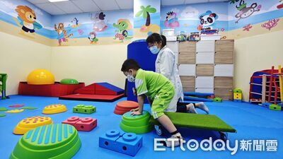 朴子醫院新設兒童治療室 兒童感覺統合與語言治療新選擇