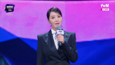 MAMA／大咖影后悼香港大火！低調穿搭被讚爆　別黑絲帶：奇蹟會發生