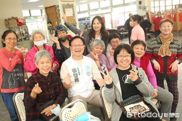 ▲▼   張啓楷「愛嘉義 公益＋1」健康公益日　提醒長輩健康保養、安心迎冬   。（圖／立法委員張啓楷國會辦公室提供）