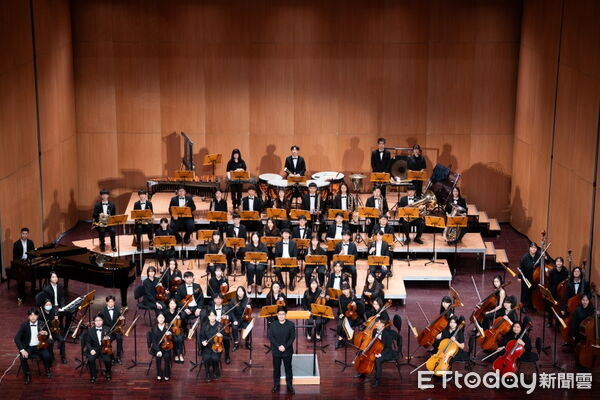 ▲▼    嘉大交響樂團《LIBERATION》音樂會 鋼琴家楊千瑩獻奏拉赫曼尼諾夫經典   。（圖／嘉義大學提供）