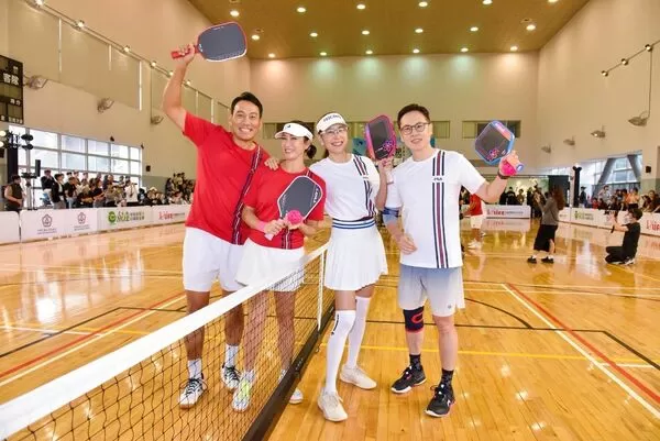 ▲艾利克斯、李詠嫻夫妻(左)與賈永婕王兆杰夫妻對戰。（圖／艾迪昇提供）