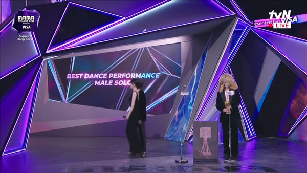 ▲▼ MAMA／GD哀悼香港大火！發表奪獎感言前⋯　沉痛開口：突如其來的噩耗⋯ 。（圖／翻攝自MyVideo）