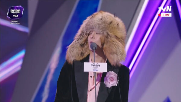 ▲▼GD害羞放閃「這是他第二次頒獎給我」。（圖／翻攝自MyVideo）