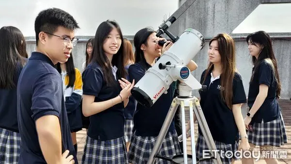 ▲新加坡國際學校交流團訪旭光高中觀光遊學。（圖／南投縣政府提供，下同）