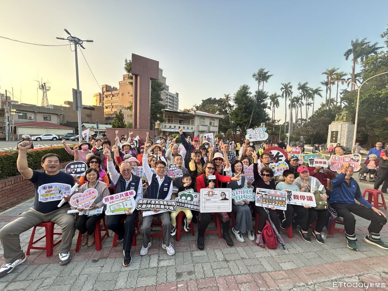 沈文程攜手公路局　推動高齡換照安全新政策