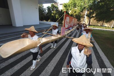 草屯稻草工藝文化節　8.5公尺「扁擔王」盼列金氏世界紀錄