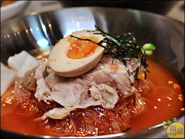 ▲▼台中韓國華僑開的平價韓式麵食。（圖／部落客商妮提供）