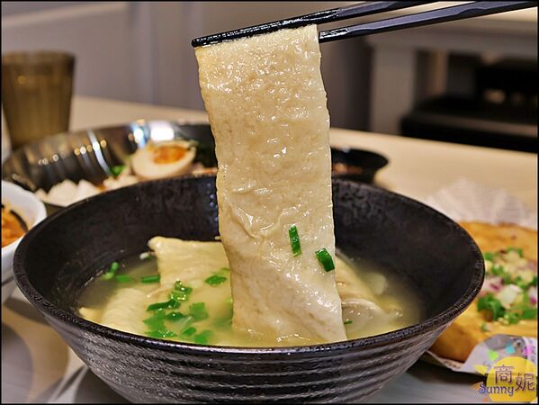 ▲▼台中韓國華僑開的平價韓式麵食。（圖／部落客商妮提供）