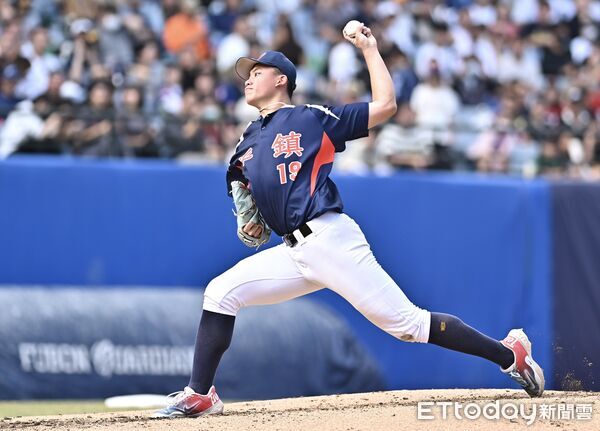 ▲▼ 2025第十三屆中信盃黑豹旗全國高中棒球大賽，平鎮高中吳丞顥。（圖／記者李毓康攝）