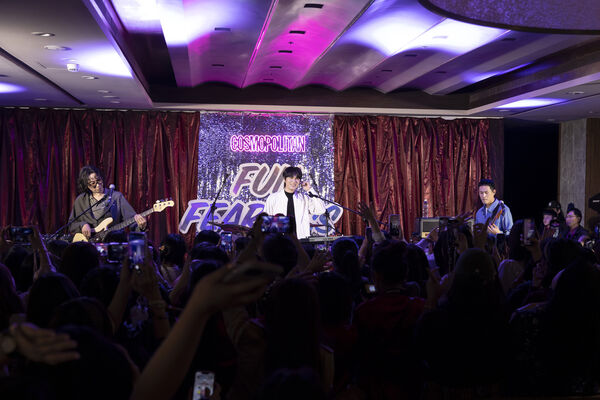 ▲▼ 宇宙人睡衣派對初體驗。（圖／相信音樂提供）