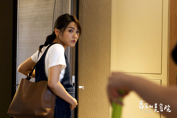 ▲朵拉客串演出《舊金山美容院》。（圖／TVBS提供）