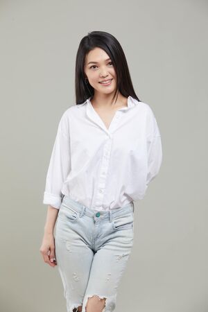 ▲▼蜜雪重拾大提琴。（圖／唱戲世界娛樂提供）