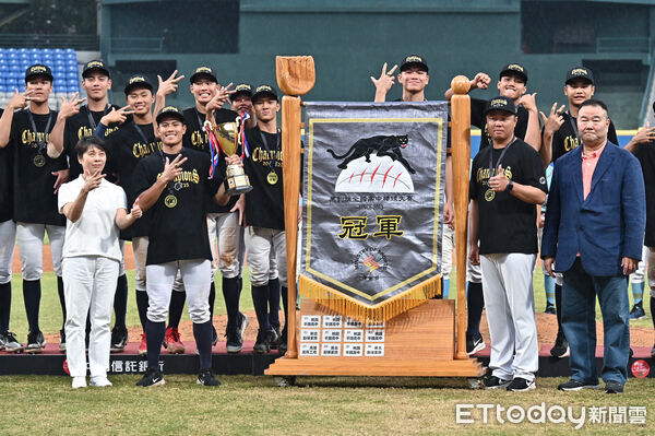 ▲▼2025第十三屆中信盃黑豹旗全國高中棒球大賽冠軍平鎮高中。（圖／記者李毓康攝）