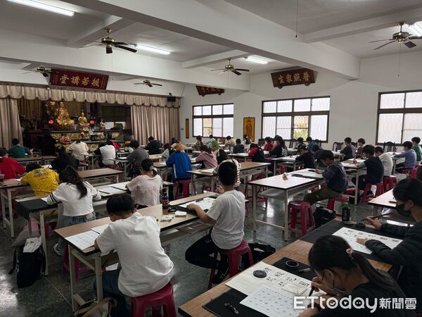 ▲▼普照寺附設慈仁慈善會關懷弱勢 辦理37週年慶祝活動  。（圖／民雄酒廠提供）