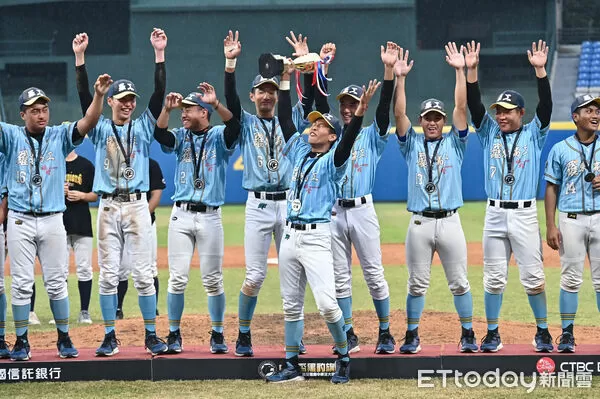 ▲▼2025第十三屆中信盃黑豹旗全國高中棒球大賽亞軍羅東商工。（圖／記者李毓康攝）