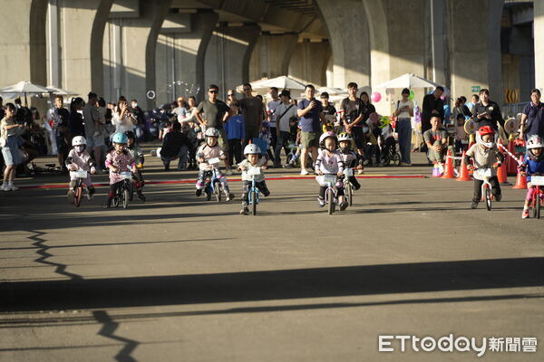 ▲輪動場預定地！滑步車競賽登場，南投市長夫人資助打造專業賽事。（圖／南投市公所提供）