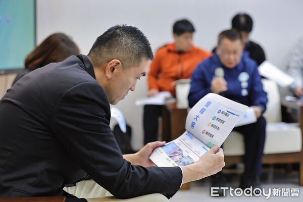 ▲▼基隆自來水異味。（圖／記者郭世賢翻攝）