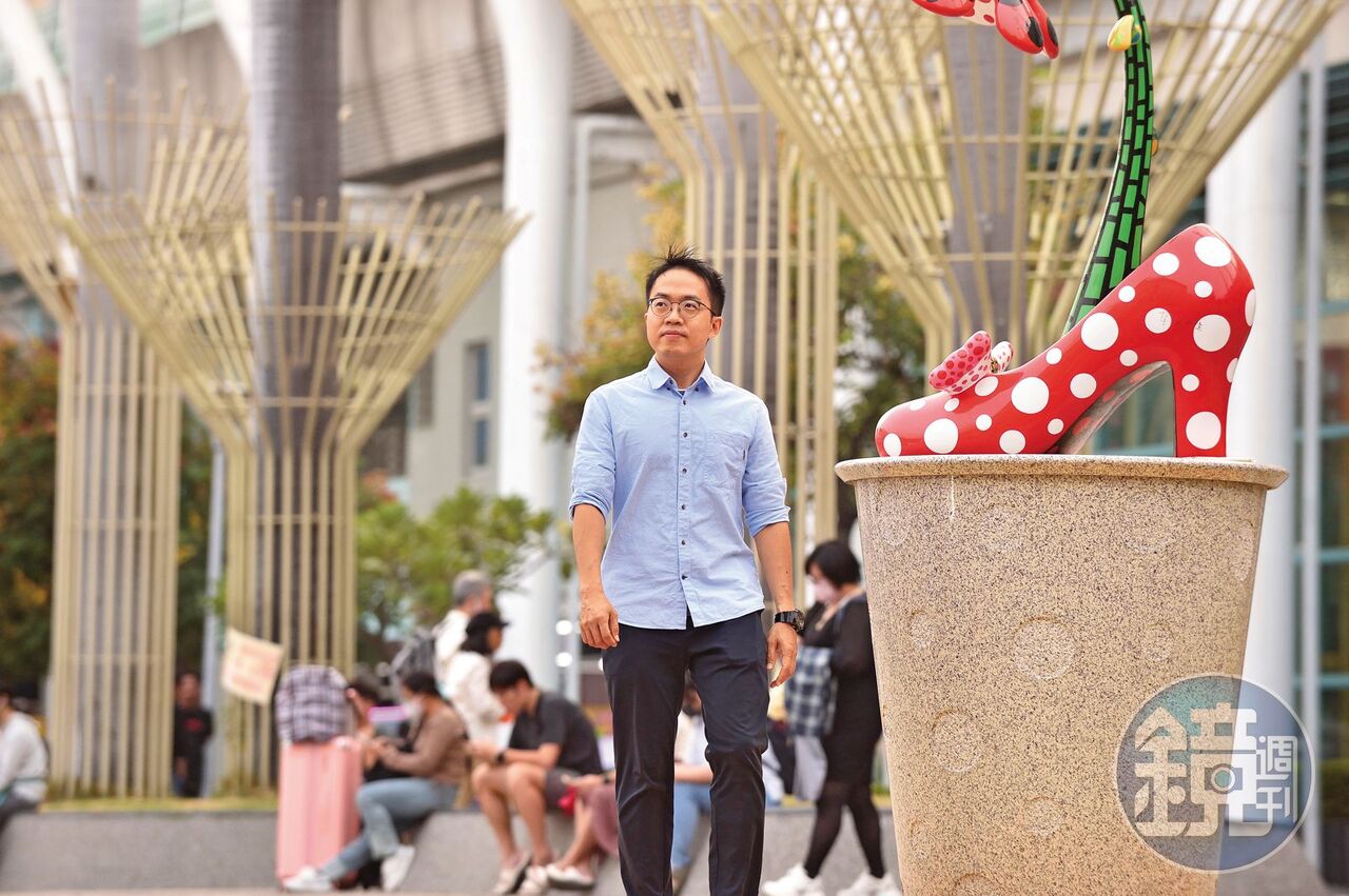 數學老師股災含淚買鴻海 靠三好公司年領息130萬