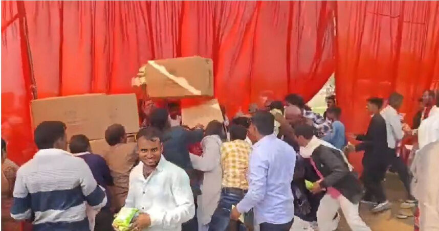 婚禮還是戰場？383對新人婚禮現場爆衝突　只因搶洋芋片遭批「無尊嚴的福利」