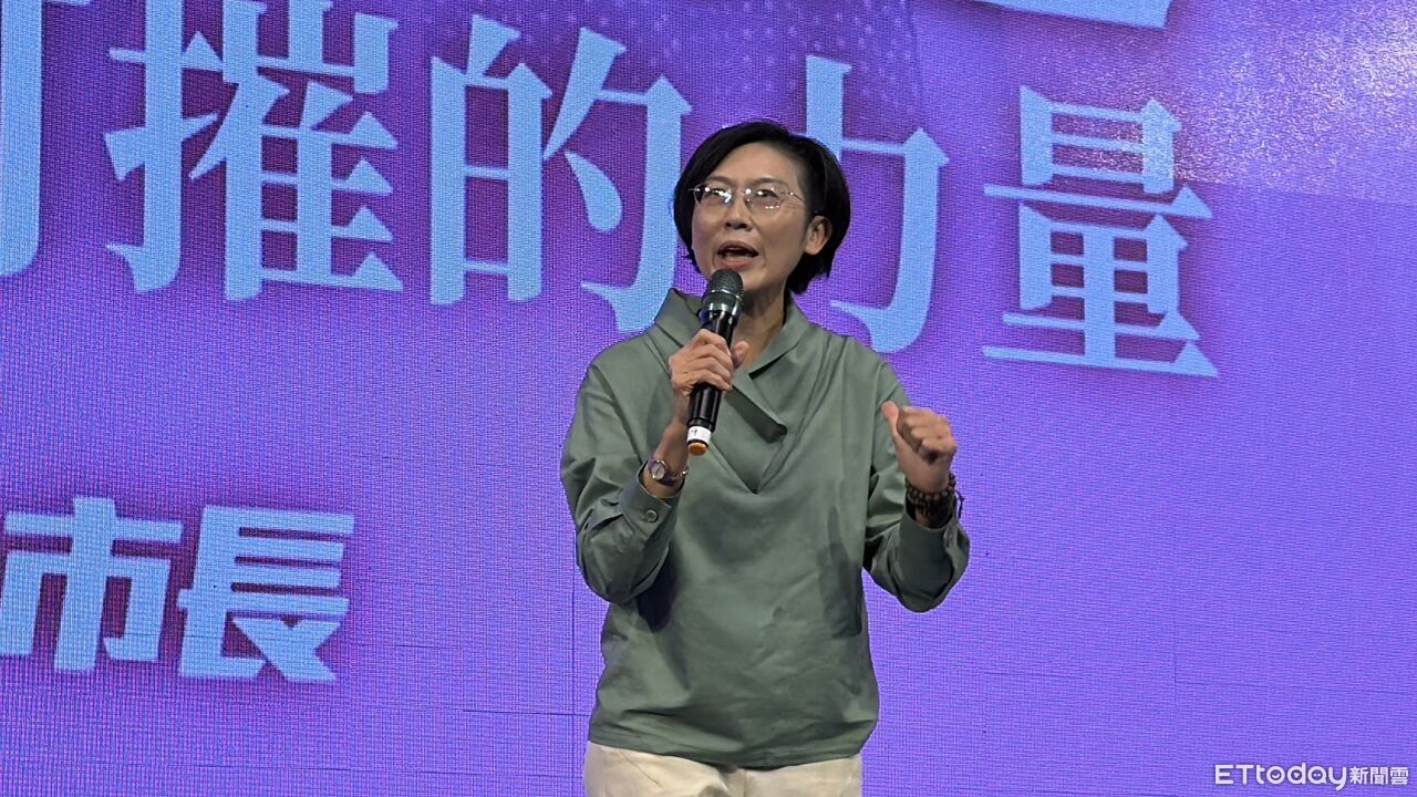 私密對話遭曝光　林岱樺痛喊「像被扒光衣服丟大街」：洗澡都在哭