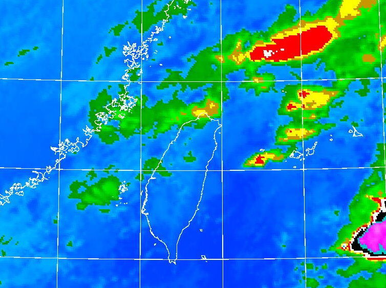 快訊／今晨全台有雨　8級強風要來了