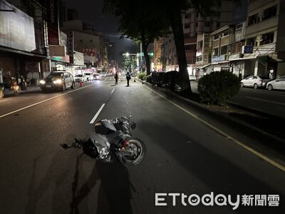 快訊／台中16歲少年無照雙載！自撞分隔島慘死…少女嚇壞無法筆錄