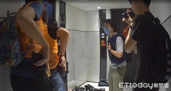 ▲台南市刑大攻堅緝獲逃亡12年的吳姓通緝毒犯，查獲逾2公斤海洛因與安非他命，並扣押大量製毒藥劑與器具，成功破獲跨縣市製毒販毒據點。（記者林東良翻攝，下同）