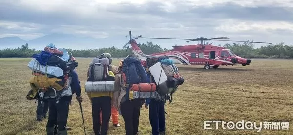▲▼退休校長攀玉山後四峰失聯4天！搜救隊陸空搜索「最後定位點」。（圖／記者吳世龍翻攝）