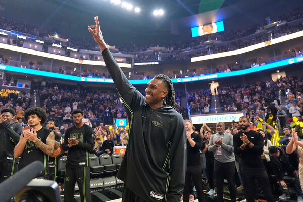 ▲▼前勇士主戰中鋒魯尼重返大通中心。（圖／達志影像／美聯社）