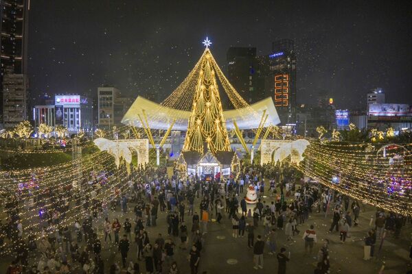 ▲▼2025高雄聖誕生活節。（圖／高雄市政府提供）