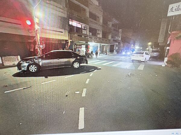 ▲彰化永靖鄉同安派出所員警遭酒駕男撞傷。（圖／警方提供）