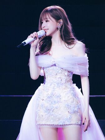 ▲▼王心凌帶領全場為香港大火默禱。（圖／天晴娛樂提供）