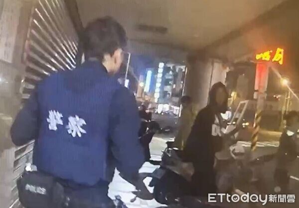 ▲越南籍失聯阮姓男子涉詐騙遭通緝中，見警臨檢丟下朋友落跑。（圖／桃園警分局提供）