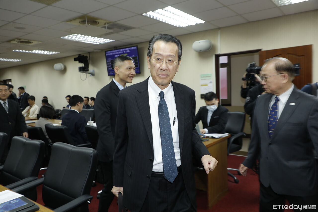 海鯤號出港沒有錨挨批 顧立雄:安全還是首要考量