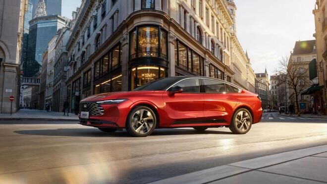 ▲大陸發表改款新福特Mondeo，顏值氣勢更有野馬跑車味。（圖／翻攝自福特）