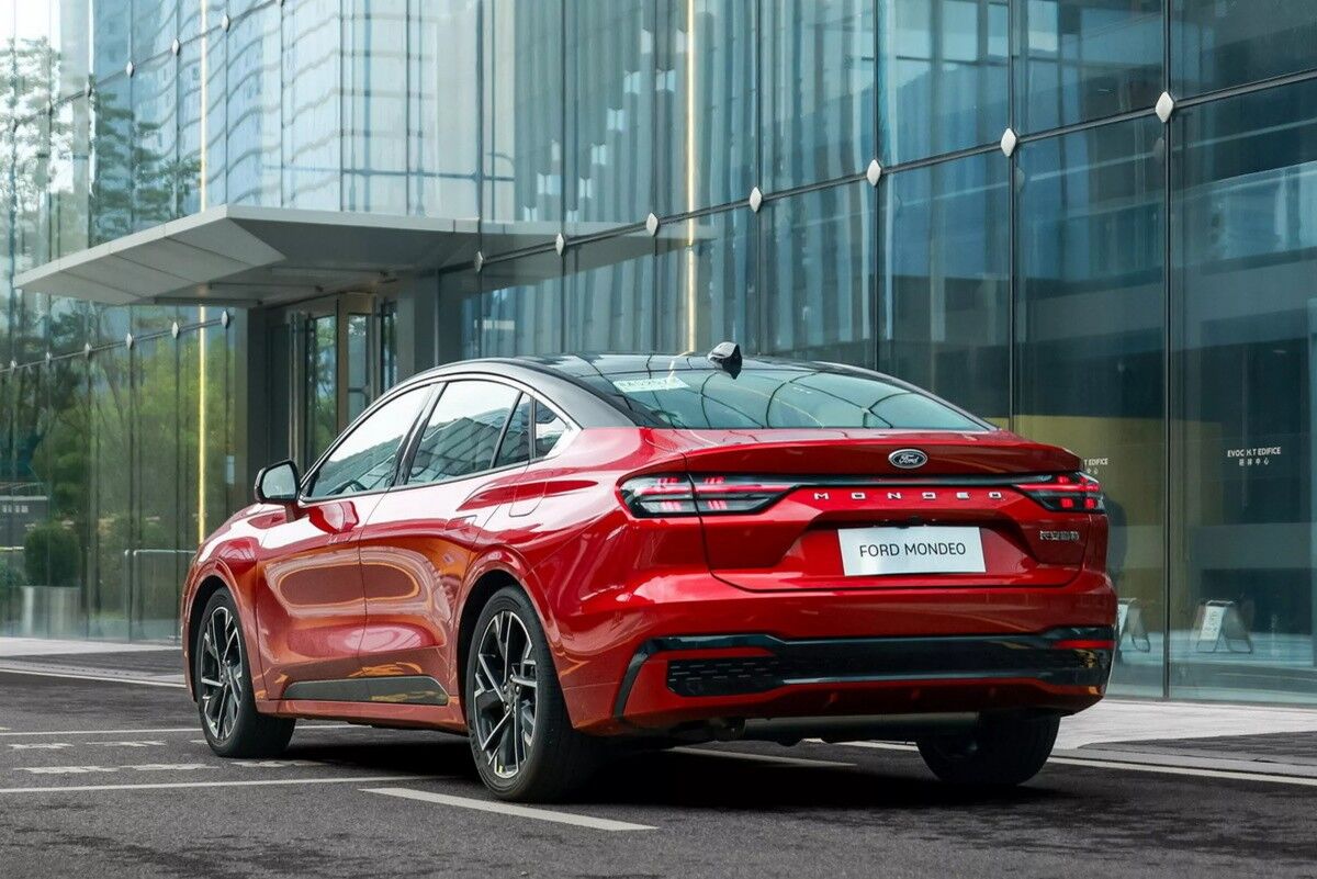 ▲大陸發表改款新福特Mondeo，顏值氣勢更有野馬跑車味。（圖／翻攝自福特）