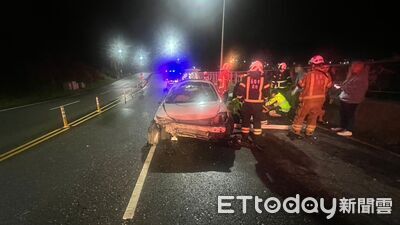 夜遊成悲劇！22歲男台2線過彎失控撞護欄亡　19歲女腿傷送醫