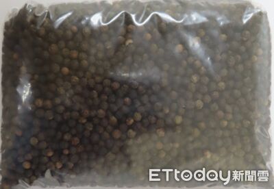 小磨坊進口「黑胡椒粒」檢出禁用農藥　邊境攔截2萬公斤