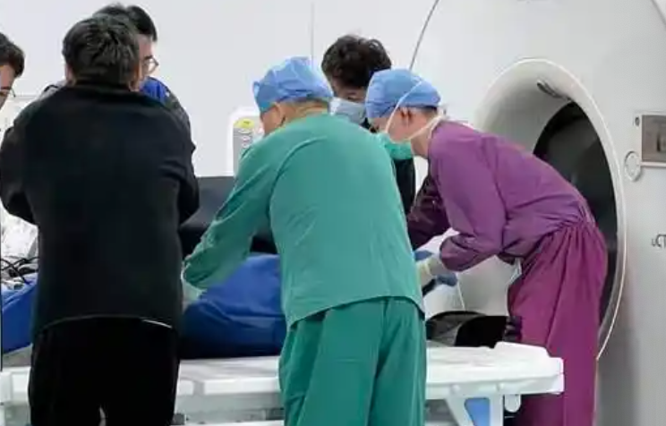 陸25歲工程師猝死！冷血資方速改離職　月加班300小時遭疑過勞死