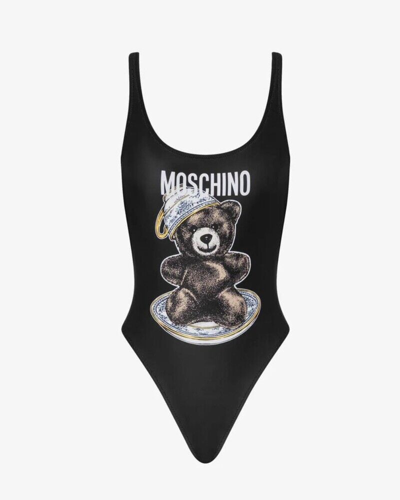 Solar頌樂換上Moschino冰淇淋復古泳裝泳池大解放＋7款必收連身泳裝度假單品推薦