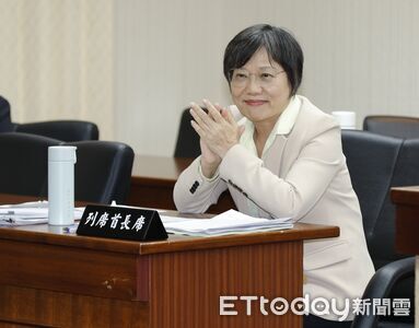 他給劉世芳100分：小紅書當然不是單純商業公司　是黨國延伸工具