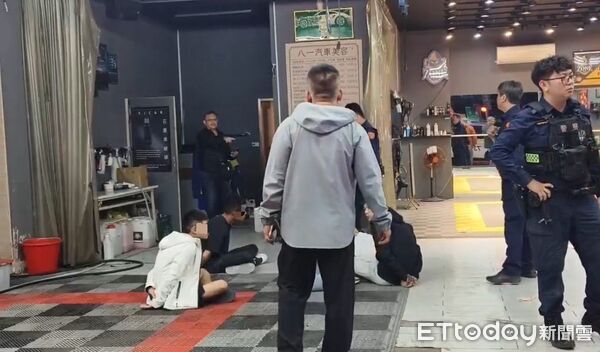 ▲▼台中深夜鬥毆7打3。（圖／記者許權毅翻攝）