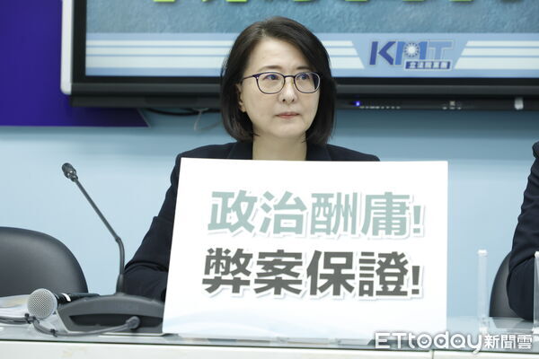 ▲▼國民黨立法院黨團召開「中油、世曦共組貪污集團？！ 卓榮泰出來面對！」記者會，書記長羅智強、副書記長王鴻薇出席。（圖／記者湯興漢攝）