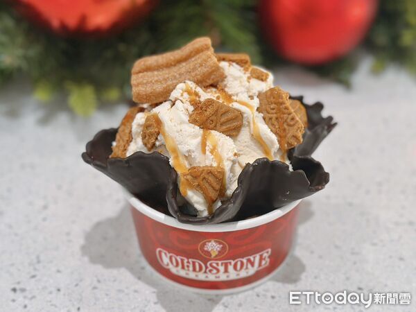 ▲▼COLD STONE推出全新甜點系冰淇淋「焦糖點心棒」 。（圖／記者蕭筠攝）